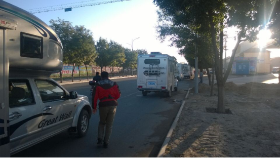 阿拉善英雄會即將開始 阿拉善英雄會即將開始