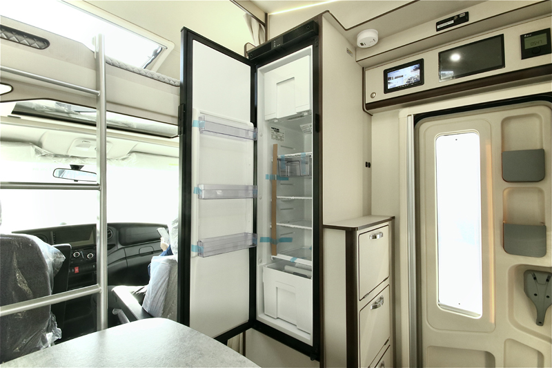 舒適旅行生活，這款房車必不可少