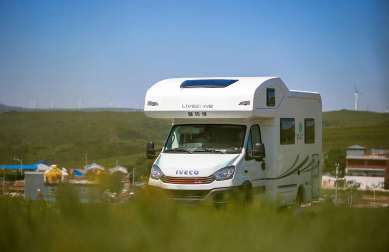 過幾天沈陽特?zé)狒[，這么多房車