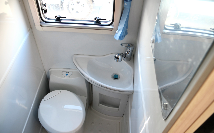 分時四驅、超大空間、一代經典——風駿C7！