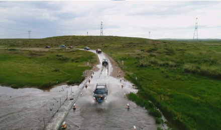 覽眾房車攜手長(zhǎng)城炮聯(lián)袂出席那達(dá)慕！